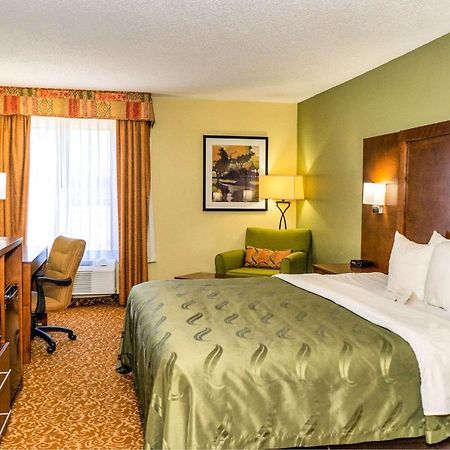 Quality Inn Whiteville North מראה חיצוני תמונה