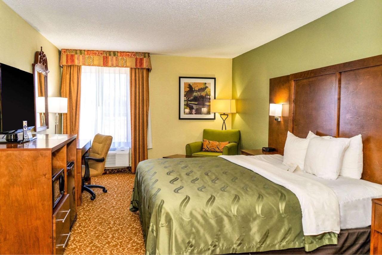 Quality Inn Whiteville North מראה חיצוני תמונה