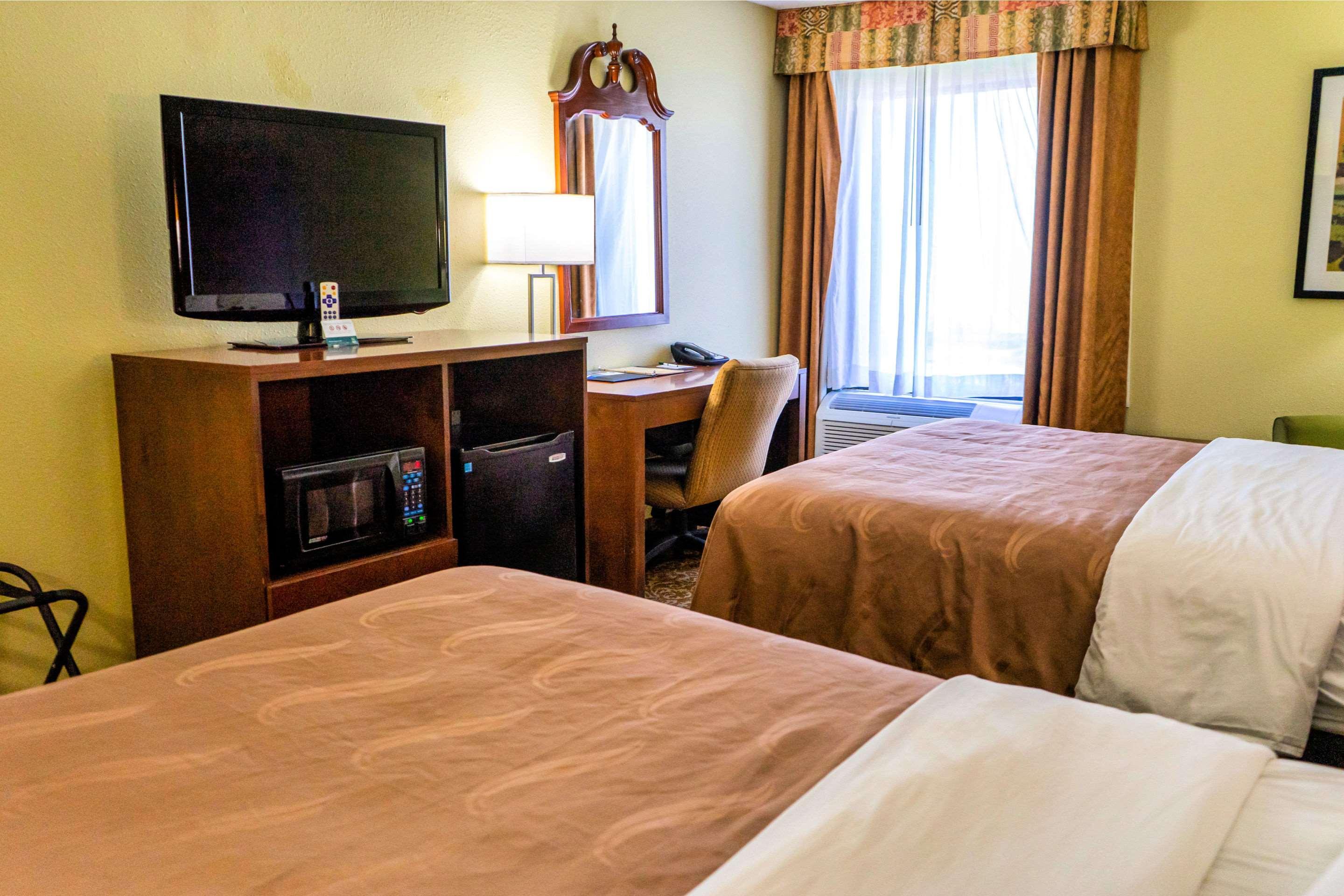 Quality Inn Whiteville North מראה חיצוני תמונה