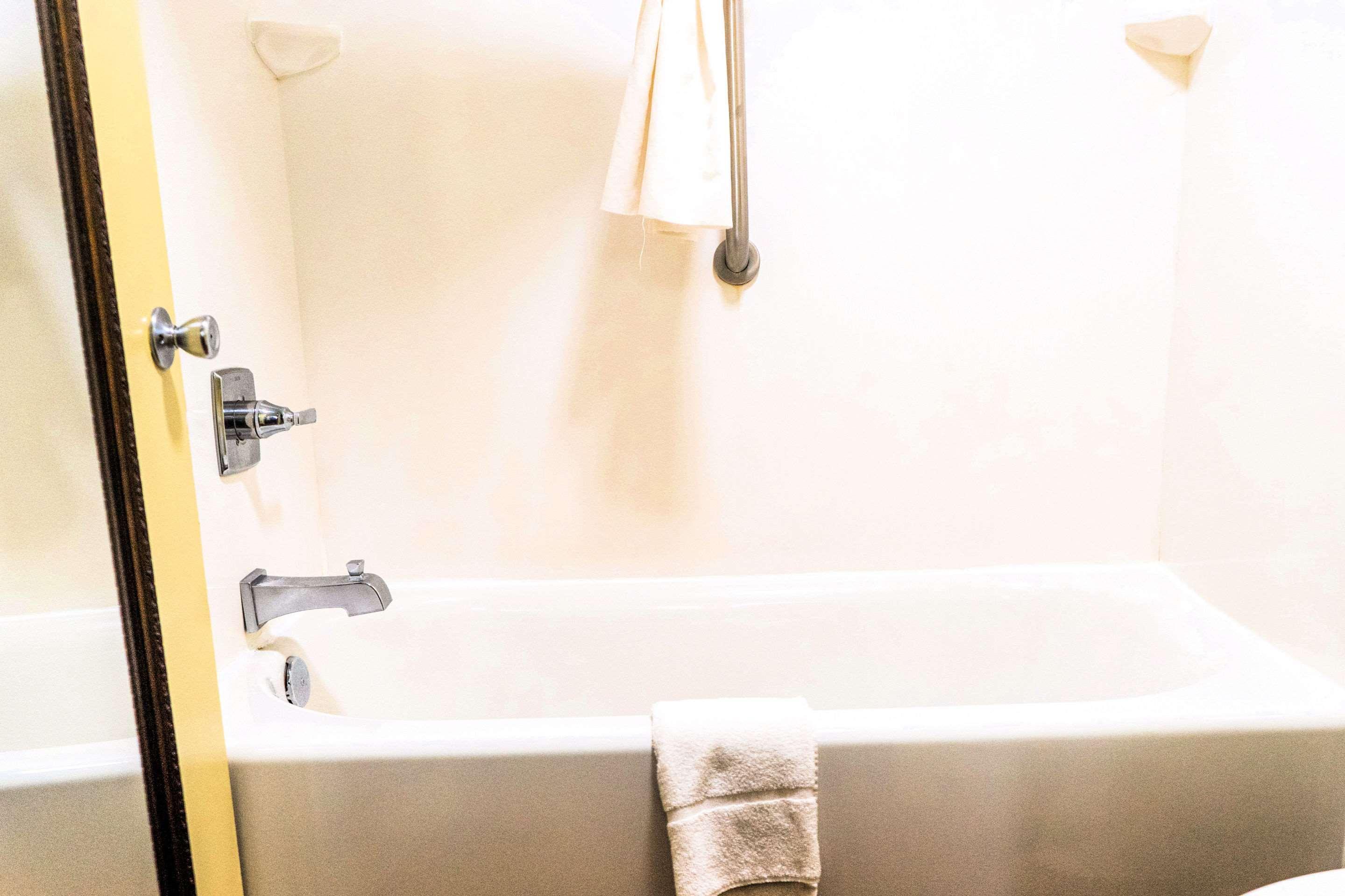 Quality Inn Whiteville North מראה חיצוני תמונה