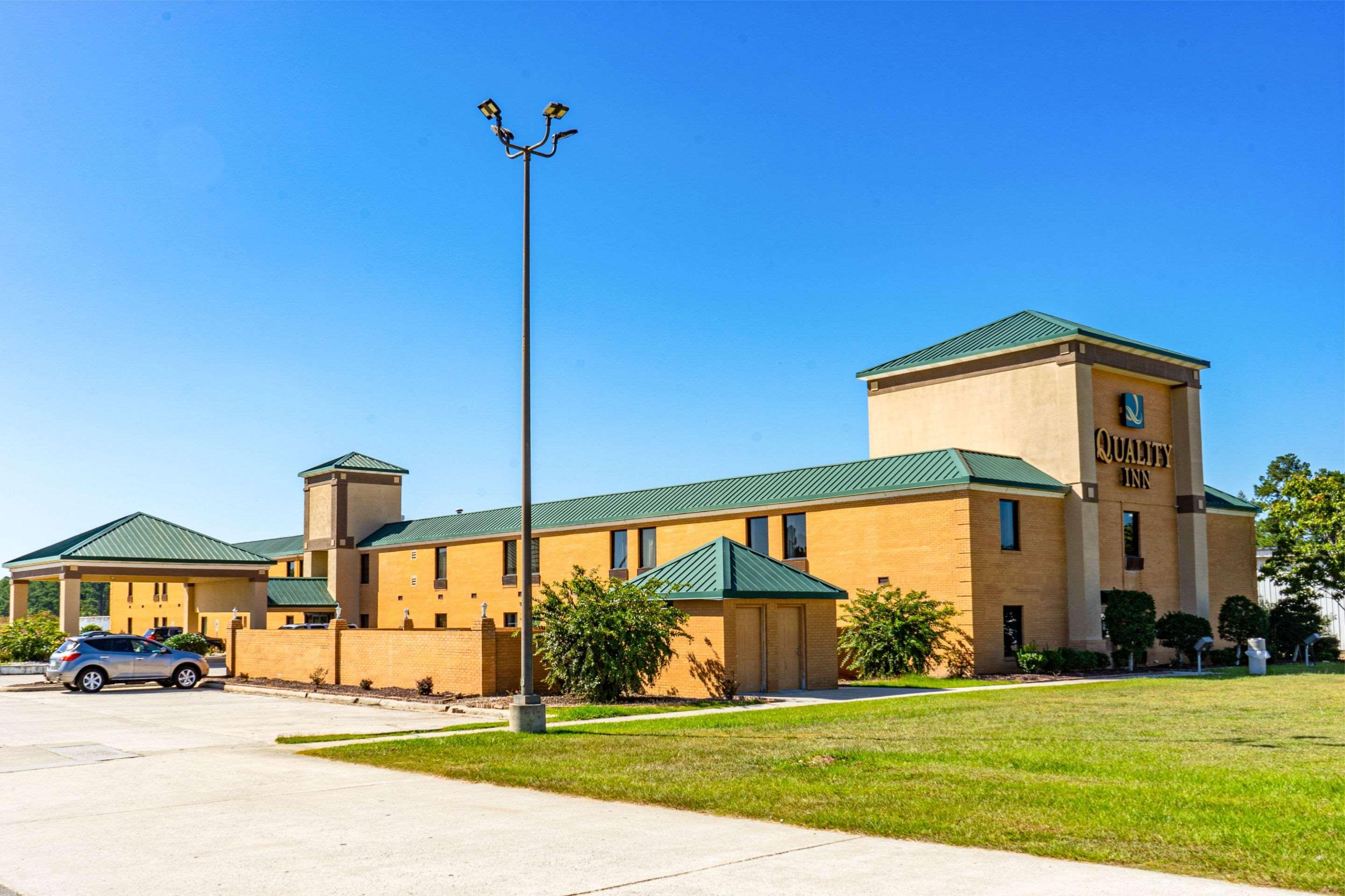 Quality Inn Whiteville North מראה חיצוני תמונה